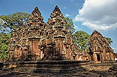 Banteay Srei temple - towers of the central sanctuary 